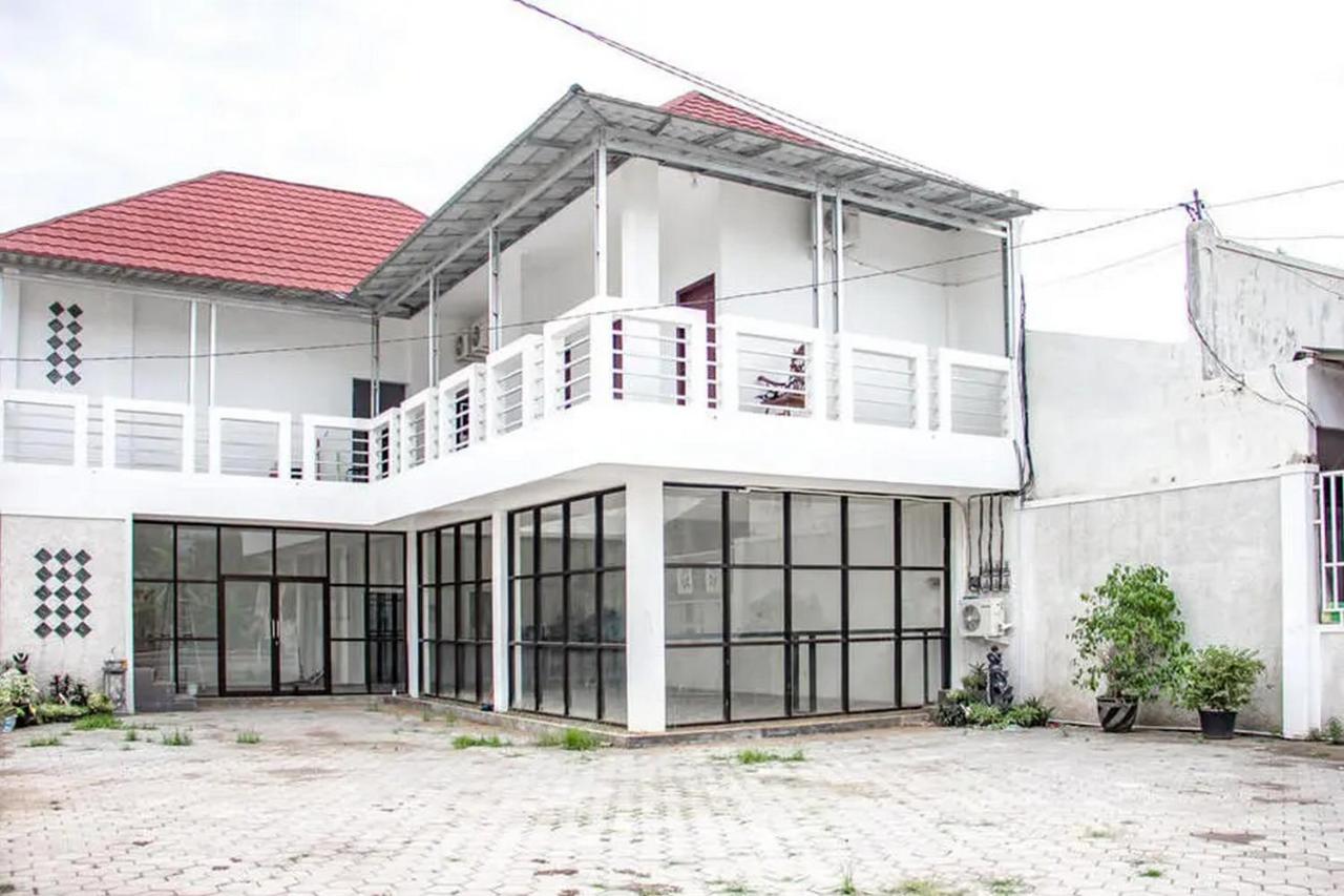 Samar Wulu Guest House Syariah Mitra Reddoorz Near Ketapang Ketapang  Exterior foto