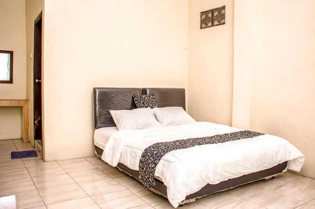 Samar Wulu Guest House Syariah Mitra Reddoorz Near Ketapang Ketapang  Exterior foto
